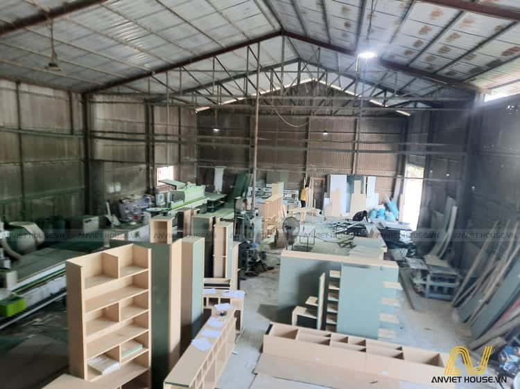 Xưởng sản xuất nội thất gỗ công nghiệp hiện đại